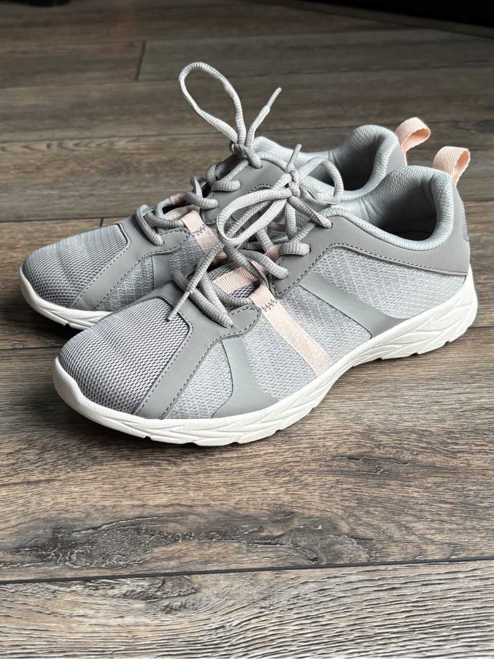 Vionic Brisk Radiant Gray Pink Orthopedic Comfort Supportive Sneakers Sz 7.5
